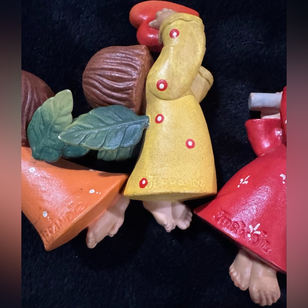Vintage ANRI Ferrandiz Angel Ornaments - Picture 5 of 6
